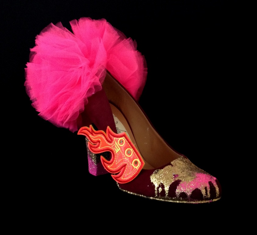 Criminal Aesthetic Fashion #4, 2013, glitter, pon pon and wings, size n39, unique piece