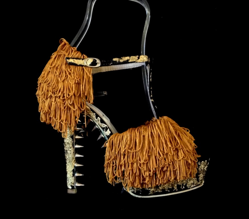 Bastardisation #15, 2014, gringes, studs, gold leaf and spray paint on sandal, size n37 unique piece