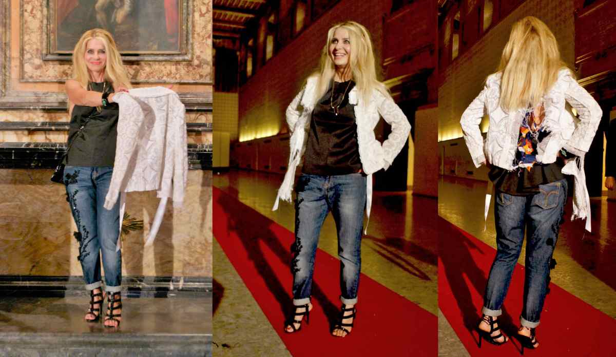 Wearable Sculpture-Portrait, before & after live production during "Portrait Fashion Factory" Performance