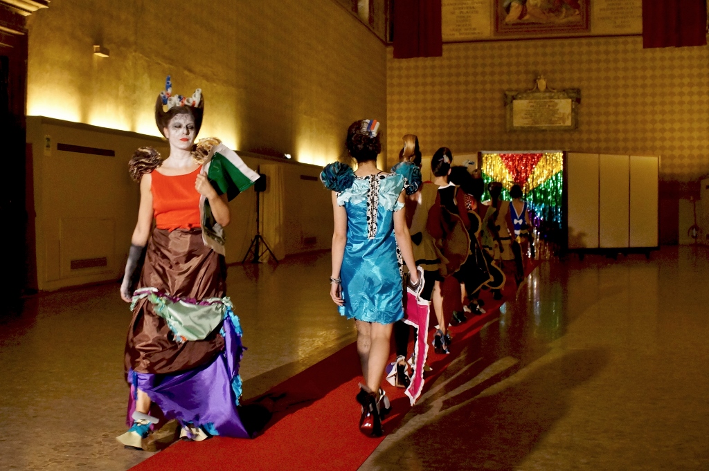 Cut-Up Wearable Scultpure Collection, runway show, 2015