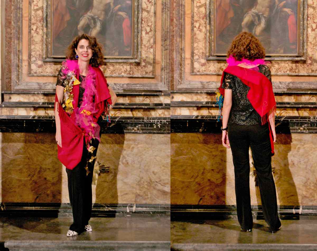 Daniel González D.G. Clothes Project, Wearable Sculpture-Portrait, live produced during "Portrait Fashion Factory" Performance