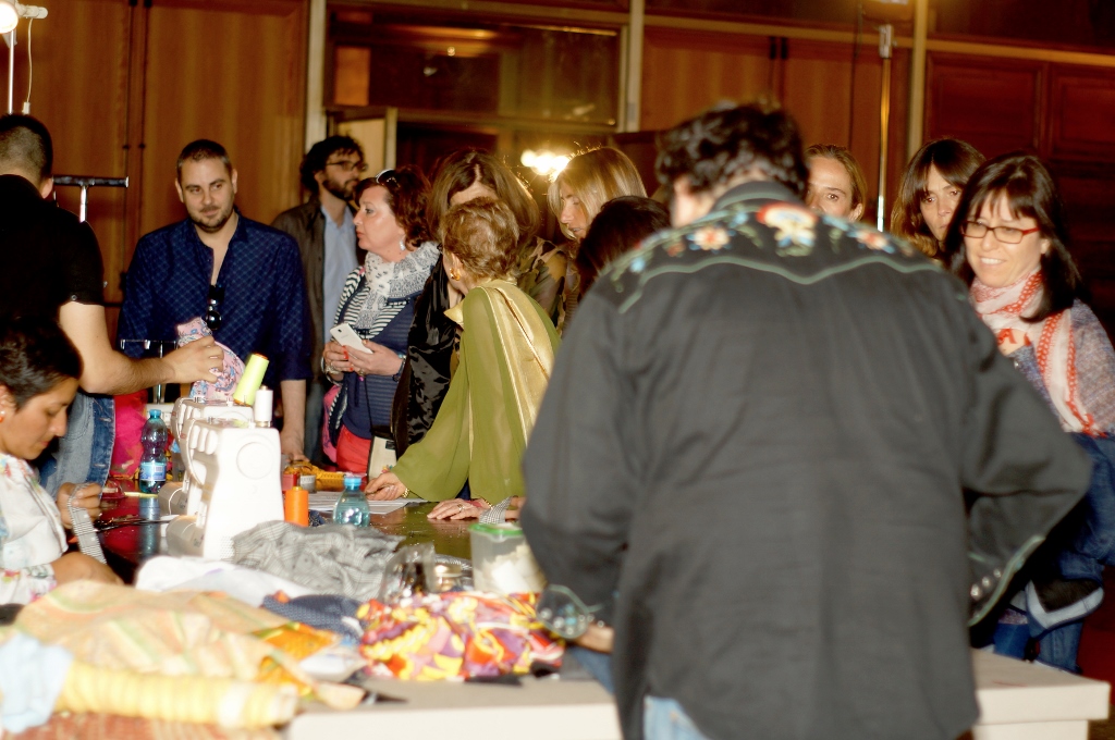 Daniel González D.G. Clothes Project, Portrait Fashion Factory, performance factory