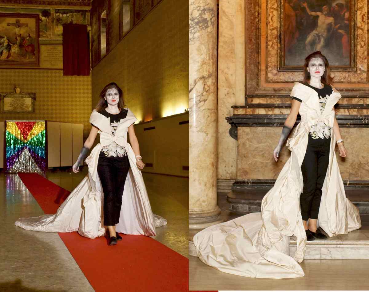 Daniel González D.G. Clothes Project, Wearable Sculpture-Portrait, live production during "Portrait Fashion Factory" Performance