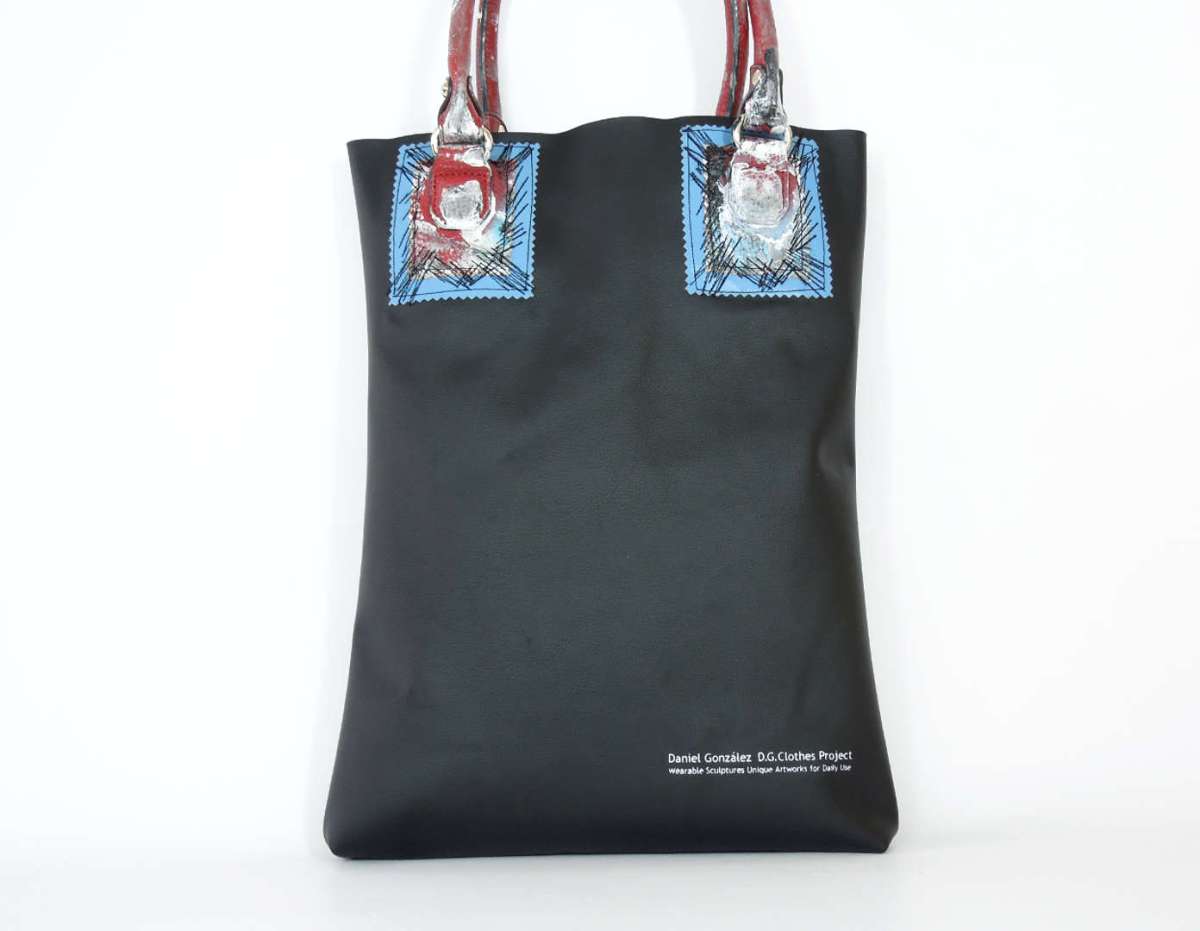 Daniel González D.G.Clothes Project, Bag #39, 2017, detail
