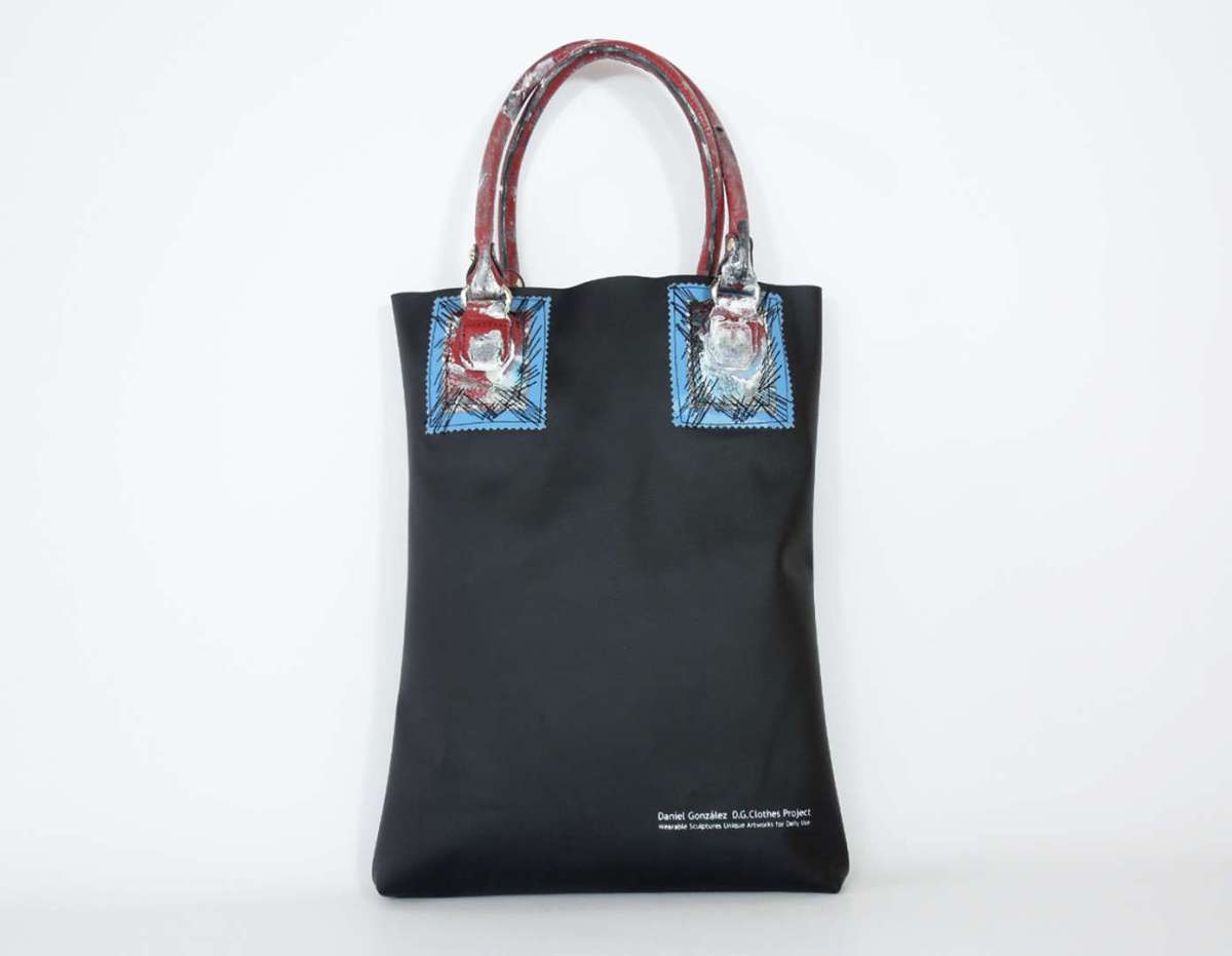 Daniel González D.G.Clothes Project, Bag #39, 2017