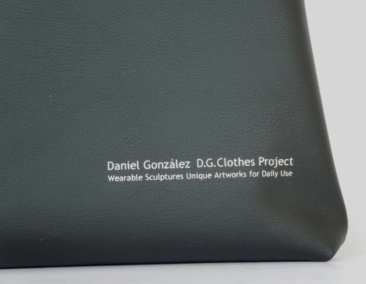 Daniel González D.G.Clothes Project, Bag #41, 2017, detail